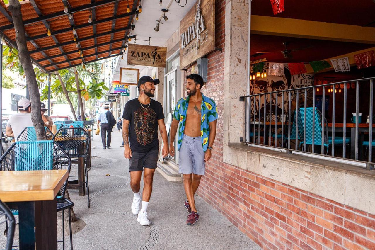 La Iguana Vallarta Lgbt Adults Only - Romantic Zone - Party Clubbing Street Puerto Vallarta Dış mekan fotoğraf