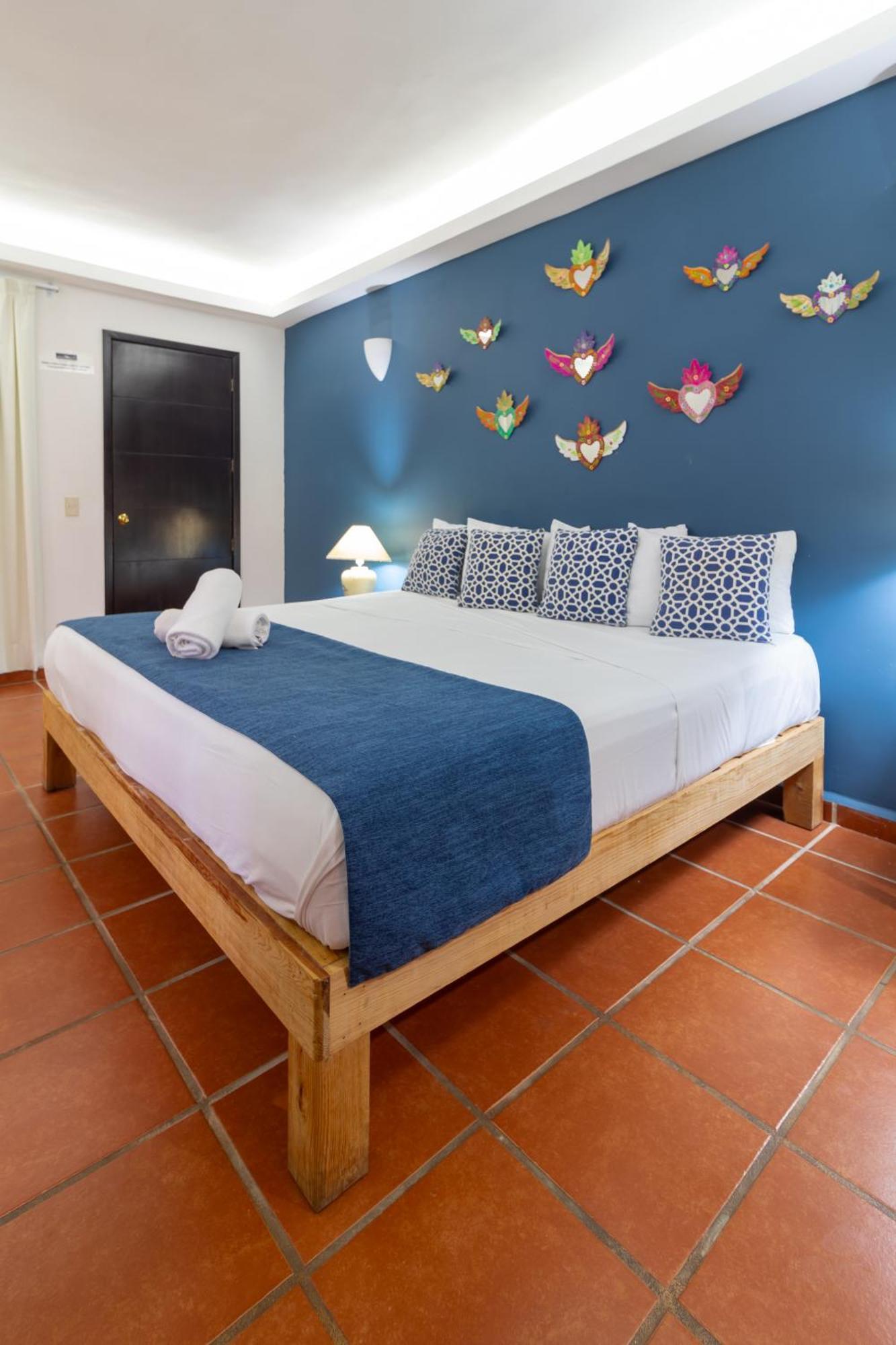 La Iguana Vallarta Lgbt Adults Only - Romantic Zone - Party Clubbing Street Puerto Vallarta Dış mekan fotoğraf