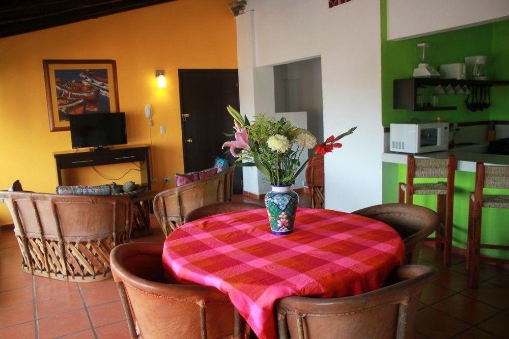La Iguana Vallarta Lgbt Adults Only - Romantic Zone - Party Clubbing Street Puerto Vallarta Dış mekan fotoğraf
