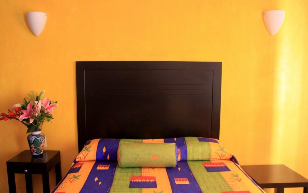 La Iguana Vallarta Lgbt Adults Only - Romantic Zone - Party Clubbing Street Puerto Vallarta Dış mekan fotoğraf
