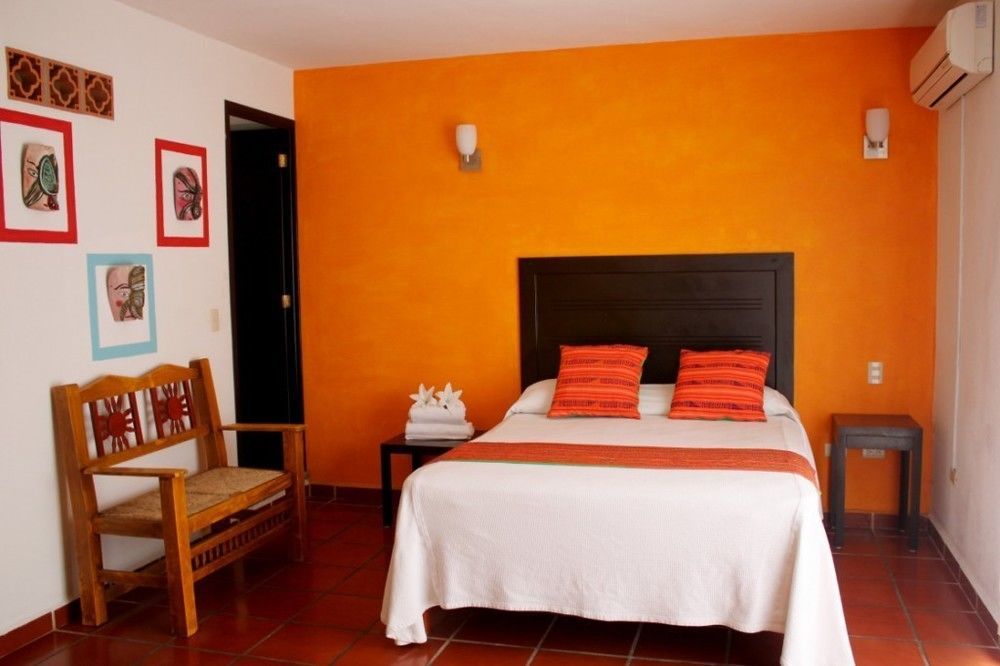 La Iguana Vallarta Lgbt Adults Only - Romantic Zone - Party Clubbing Street Puerto Vallarta Dış mekan fotoğraf